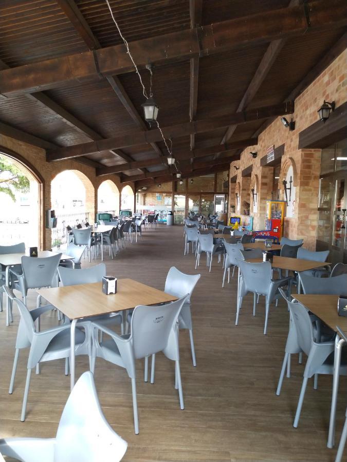 Hotel-Restaurante La Sima Castillo de Garcimuñoz Exteriör bild
